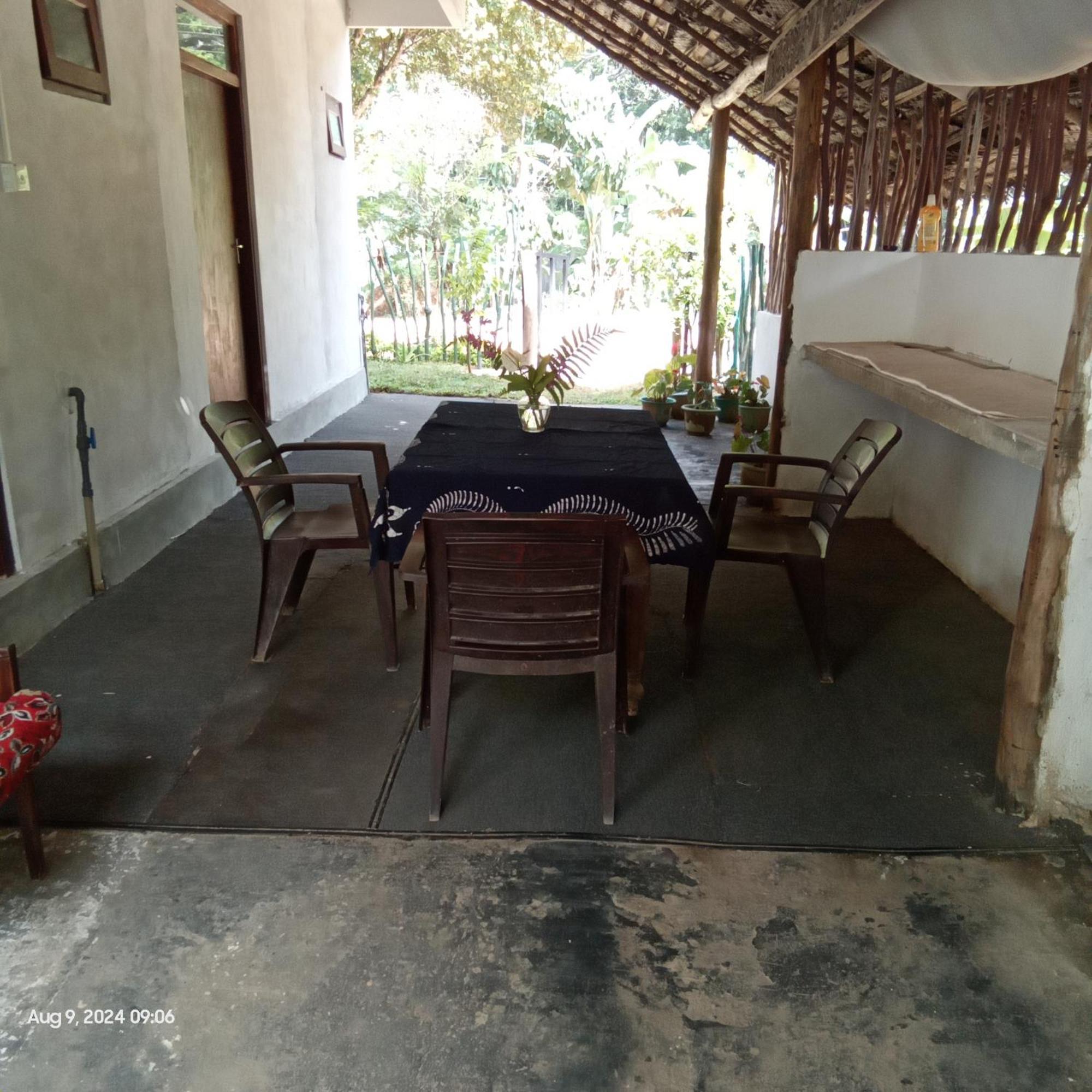 Dillenia Canopy Mirissa Luaran gambar